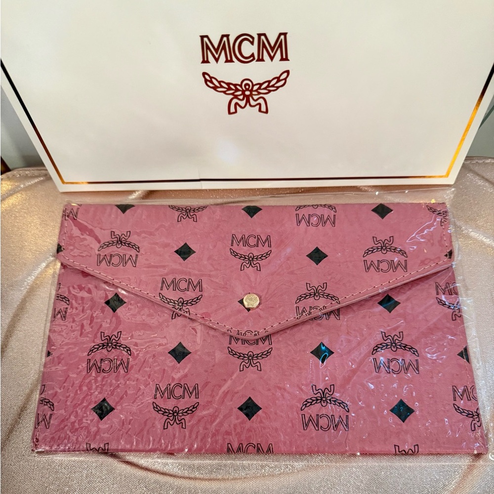 MCM Pink Clutch/ Pouch NWT! 💕 GWP